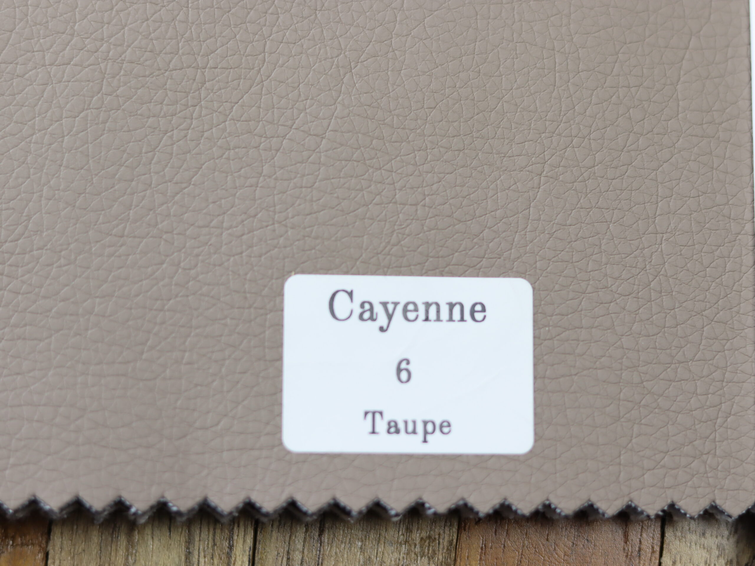 Cayanne 6 Taupe