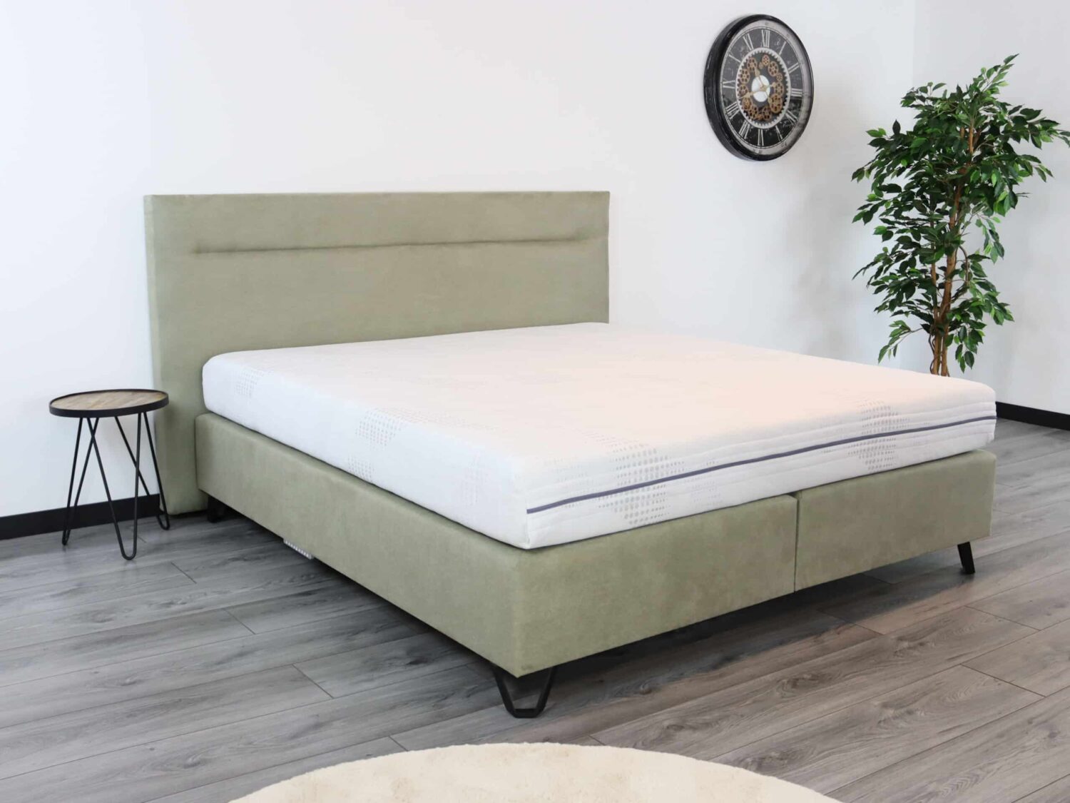 Boxspring aukje wit matras
