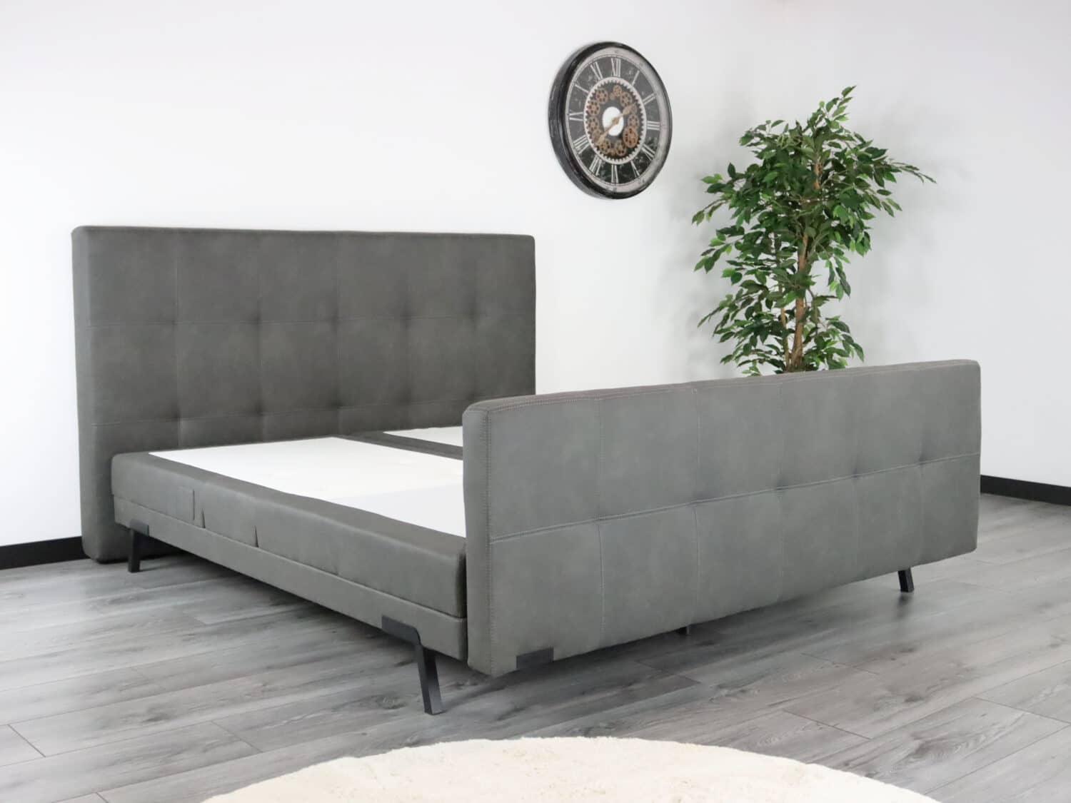 Boxspring Lenna onderstel